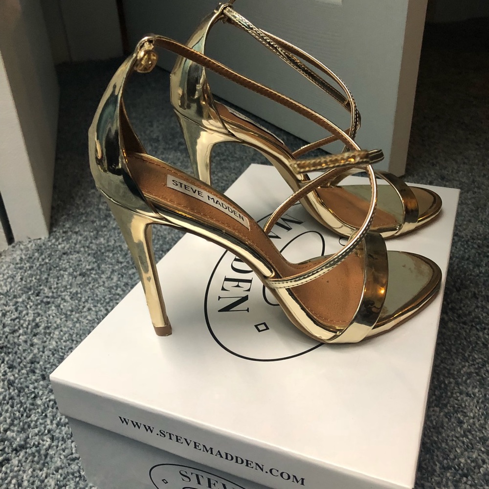 Gold Steve Madden heels